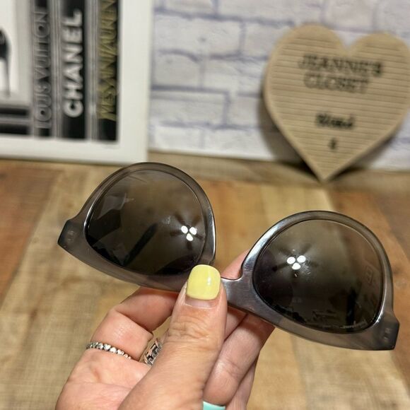 Salvatore Ferragamo SF828 Unisex Sunglasses main image 13